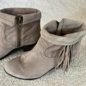 Sam Edelman- suede buckskin colored fashion ankle boots- Size 7.5